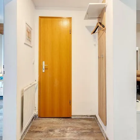 Haus-Pier-1-App-3 Appartement *